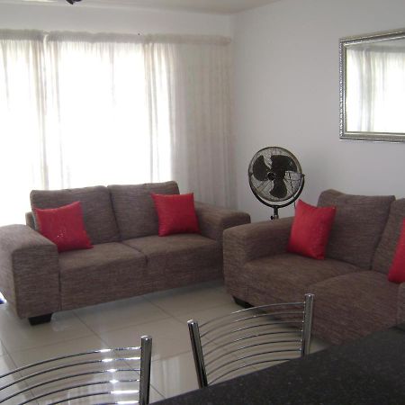 North Beach Durban Apartments Esterno foto