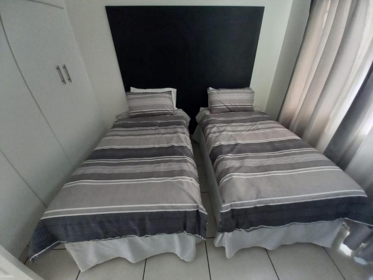 North Beach Durban Apartments Esterno foto
