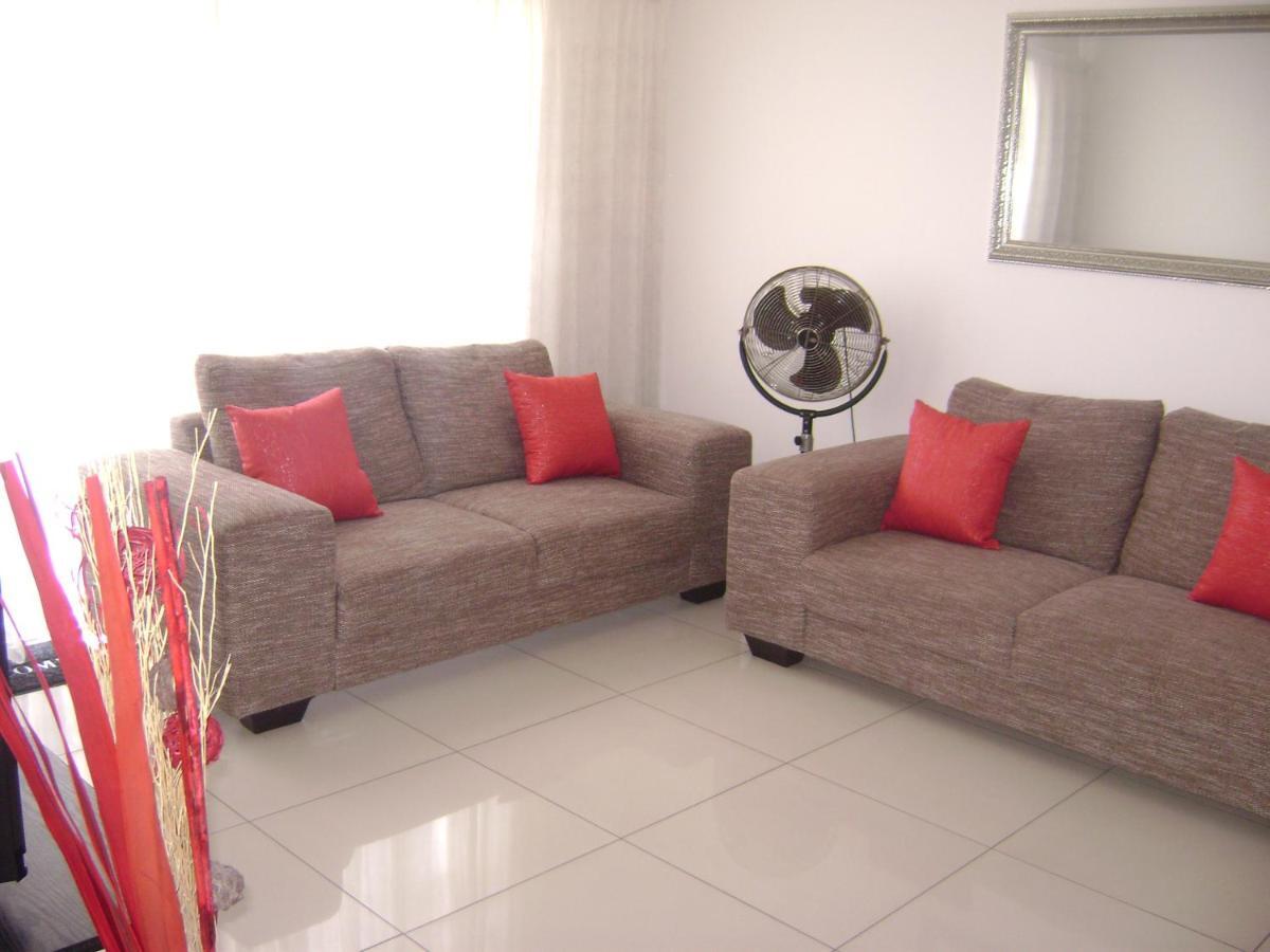 North Beach Durban Apartments Esterno foto
