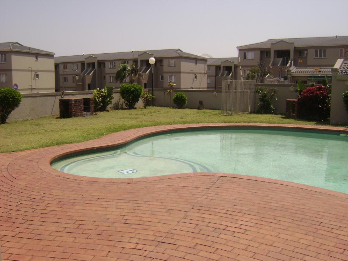 North Beach Durban Apartments Esterno foto