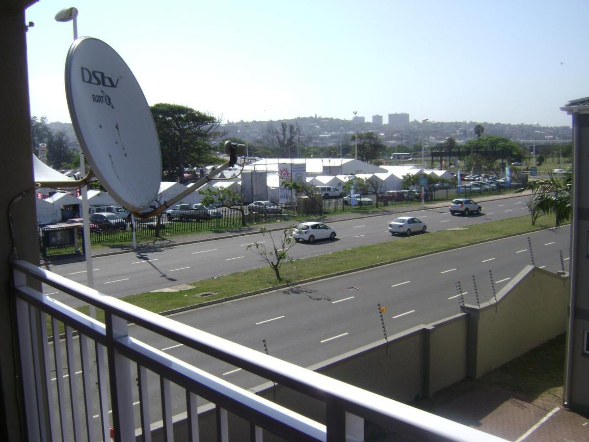 North Beach Durban Apartments Esterno foto
